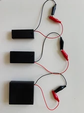 Battery Holder Case with Wire And Power Switch And CLIPS - 2 AAA or 2 AA or 4AA
