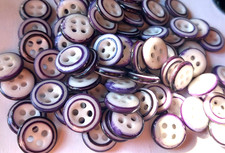 LOT 100 BOUTONS  BRIARE  XIX EME  EN PORCELAINE EMAILLE VIOLET  DIAMETRE 1,4 CM
