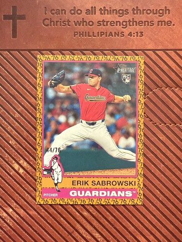 2025 Topps Heritage #433 Erik Sabrowski RC Color of the Year /76 SSP - Picture 3 of 4