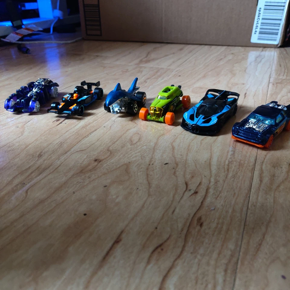 Hot Wheels loose Car Lot - Image 2 of 4