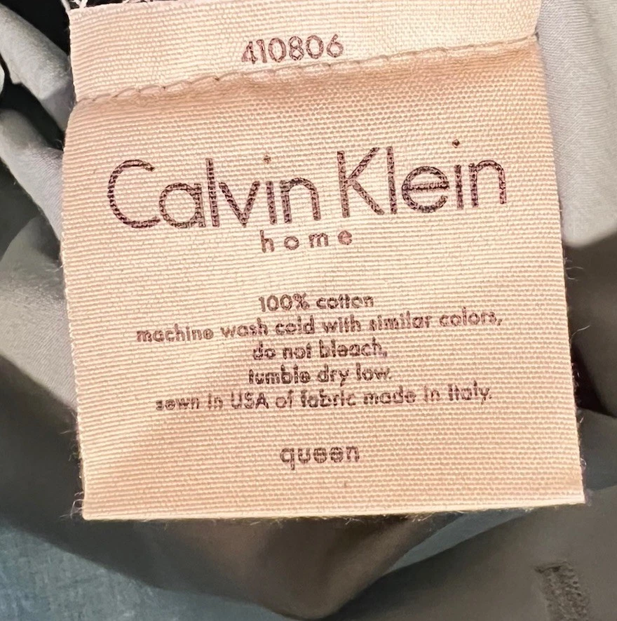 Calvin Klein Queen Duvet Cover Sage Green Bamboo Leaf New W/O Tags + Pillowcases - Image 2 of 4