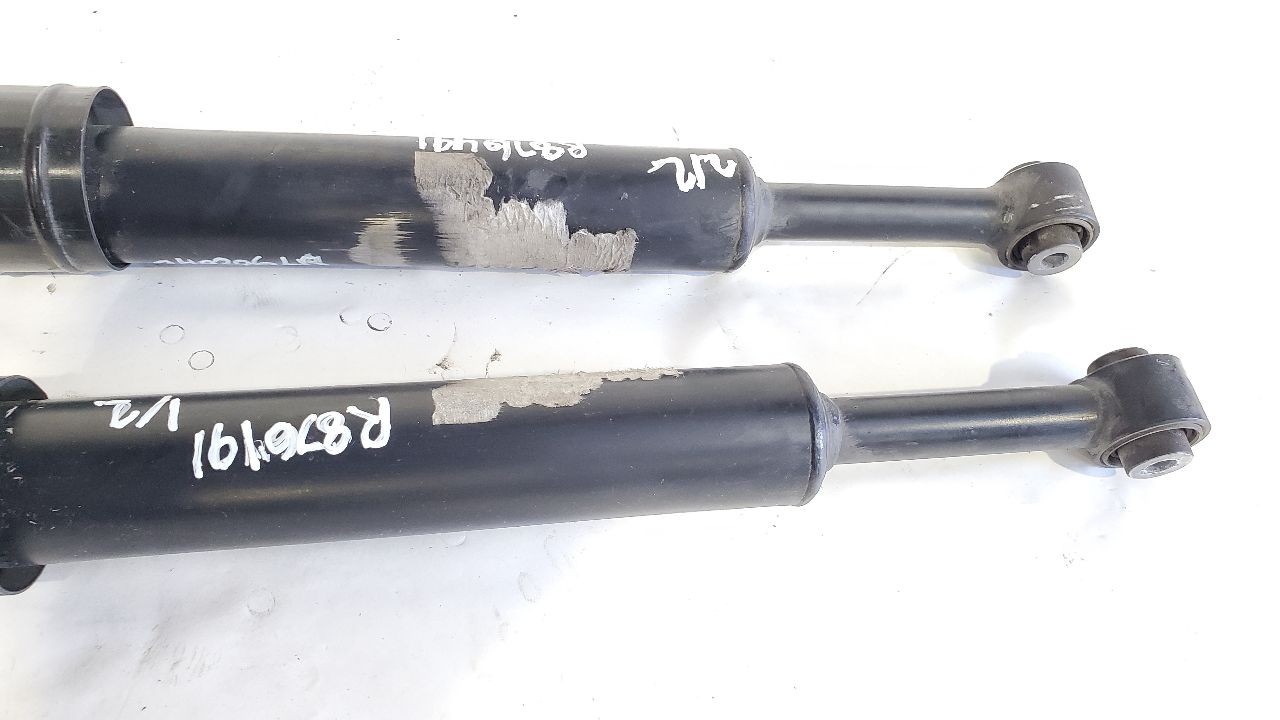2018 Maserati Levante OEM Pair Rear Active Shocks Assembly