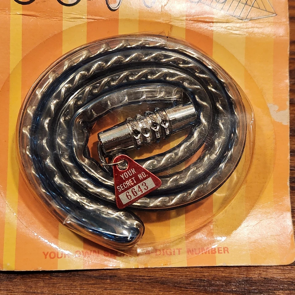 NOS Vintage Deluxe Master Combination Chain Bike Lock 36" Vinyl Coated Chain - Image 4 of 4