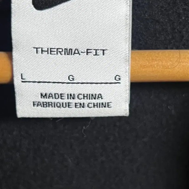 Nike Therma-FIT Black Hoodie Men’s Size 100-105