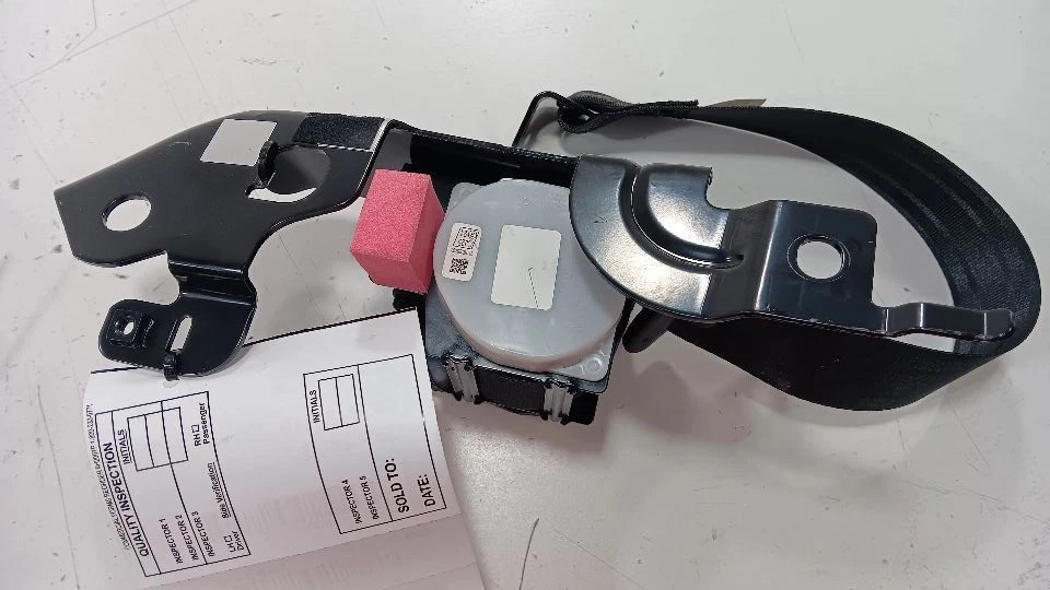 Cinto de segurança Mazda CX-3 retrator traseiro direito passageiro 2019 2020 2021 2 - Imagem 2 de 4