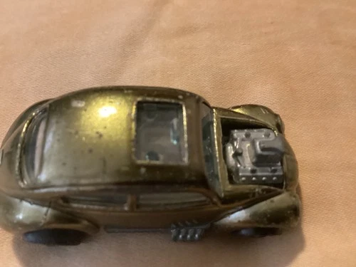 Custom Volkswagen Olive WHITE Int. 1967 Redline Hot Wheels - Excellent Condition