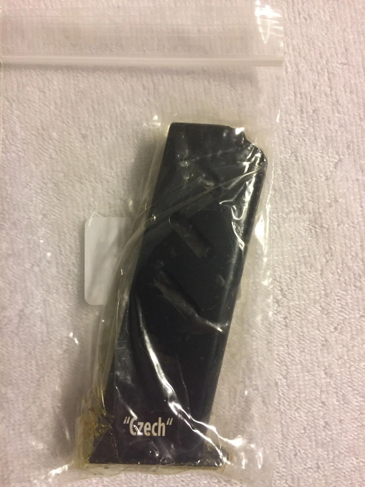 New Military Surplus Czech CZ52 Pistol 7.62x25 8-Round Magazine MA763-img-1