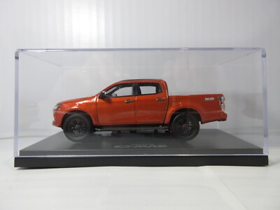 ISUZU D-MAX 1/43 ミニカー オレンジ 1:43 ISUZU D-MAX Orange Metallic Die Cast Model Car | eBay