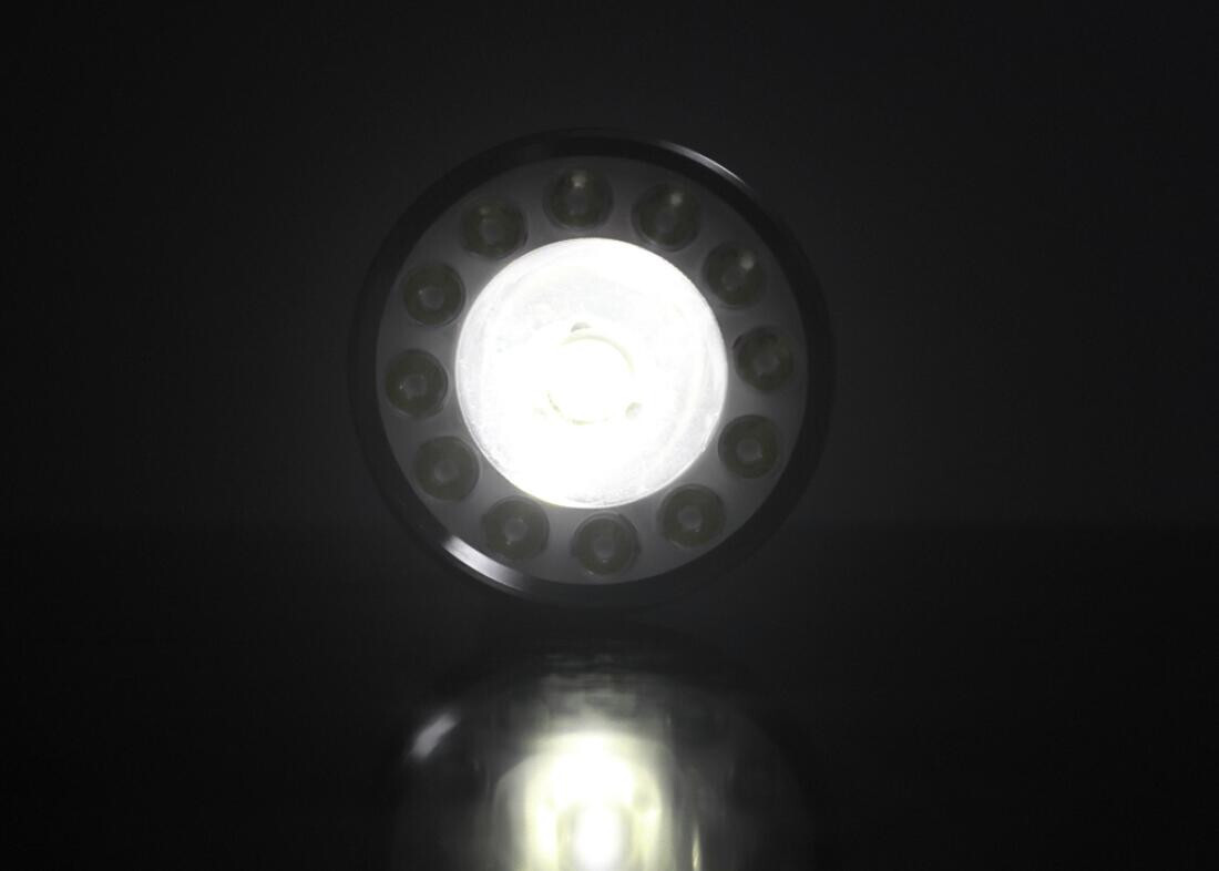 Foto 21 di 21