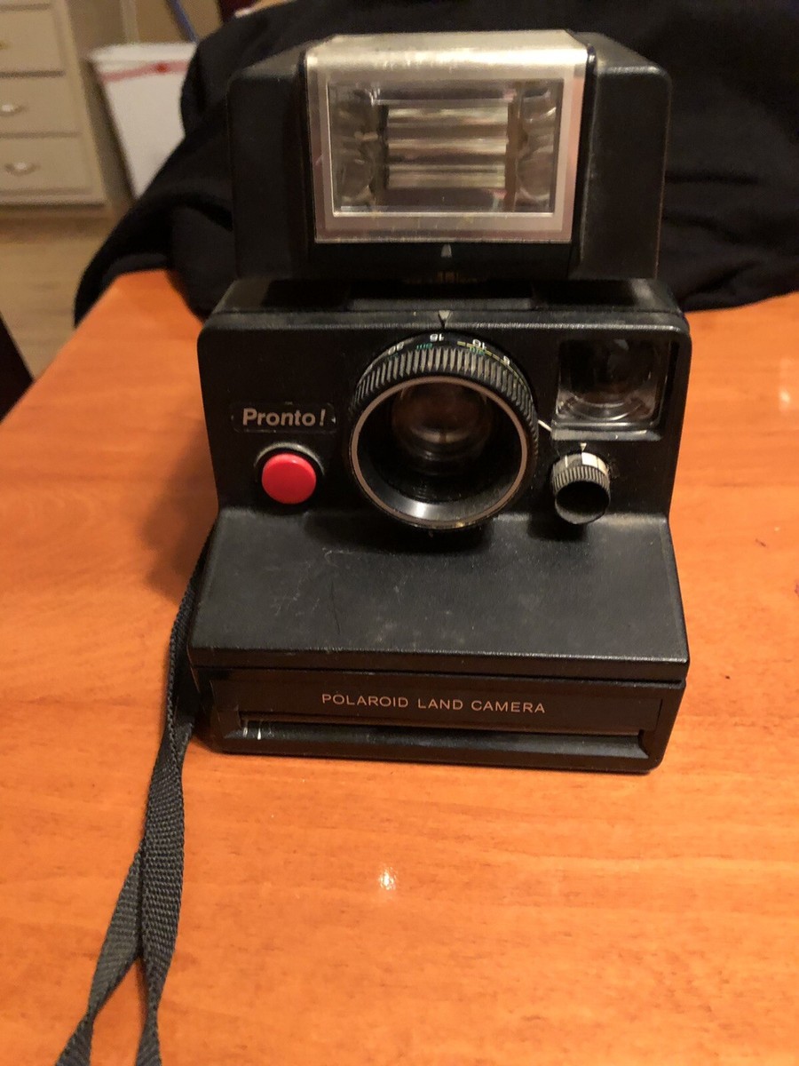 Polaroid Pronto! Polaroid land camera with ITT Magicflash