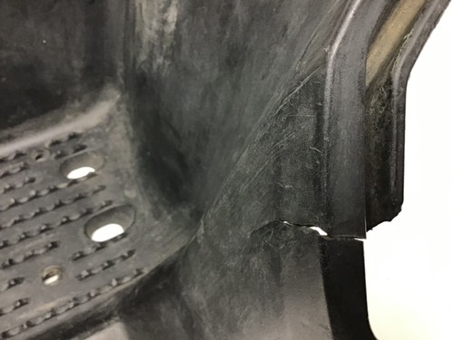 2006 Polaris Sportsman 400 Right Footwell - Picture 3 of 12