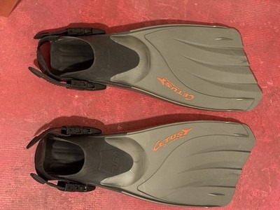 Tusa Cetus a-symmetric Diving Fins Used Regular Sized Black/grey Size SMALL 