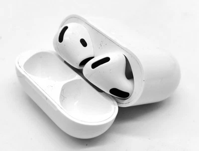 Apple AirPods 4 ANC mit USB-C Magsafe Ladecase - Weiß (MXP93ZM/A) - Bild 1 von 4
