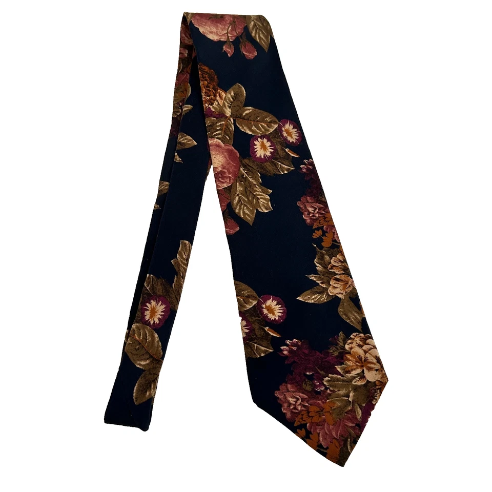 Corbata de seda Karl Lagerfeld multicolor estampada floral Foto 2 de 4