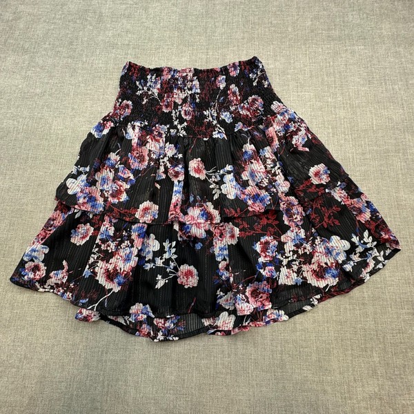 DECJUBA Floral Tiered Mini Skirt Size L Black Pink Blue Smocked Ruffle Boho