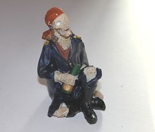 8cm PIRATE SKELETON MODEL - WEIRD - BIZARRE - YOHOHO - GIFT - ORNAMENT