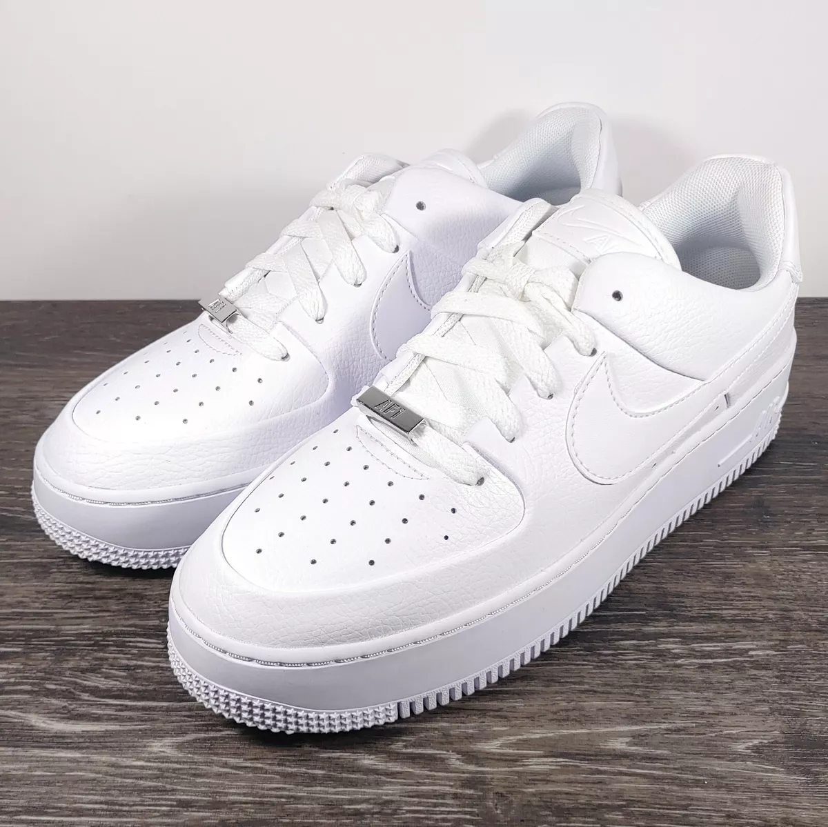Nike air force shop one sage low blanche