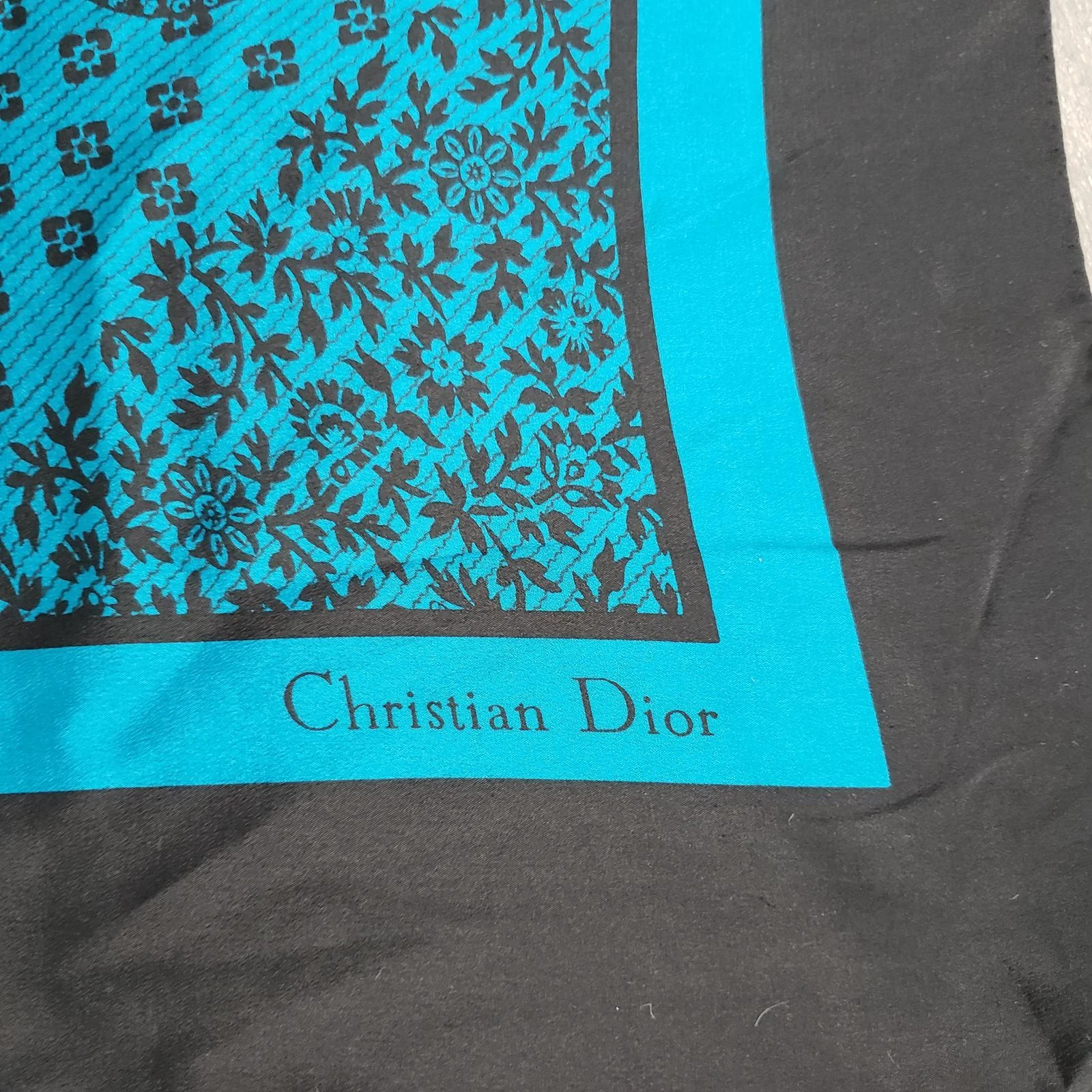 Foulard créateur vintage Christian Dior noir et bleu turquoise en soie
