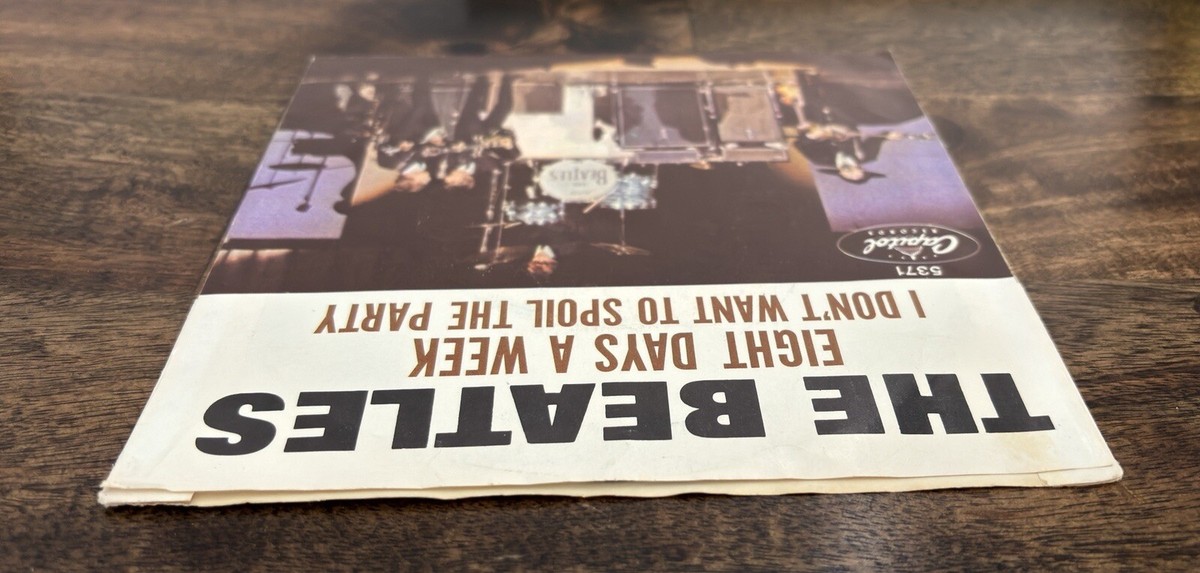 7” Beatles I Dont Want To Spoil The Party / Everybodys /00080 mqdefault.jpg