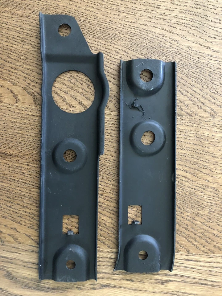 2011 nissan cube upper radiator support bar reinforcement tie brackets,pair,OEM - Image 2 of 4