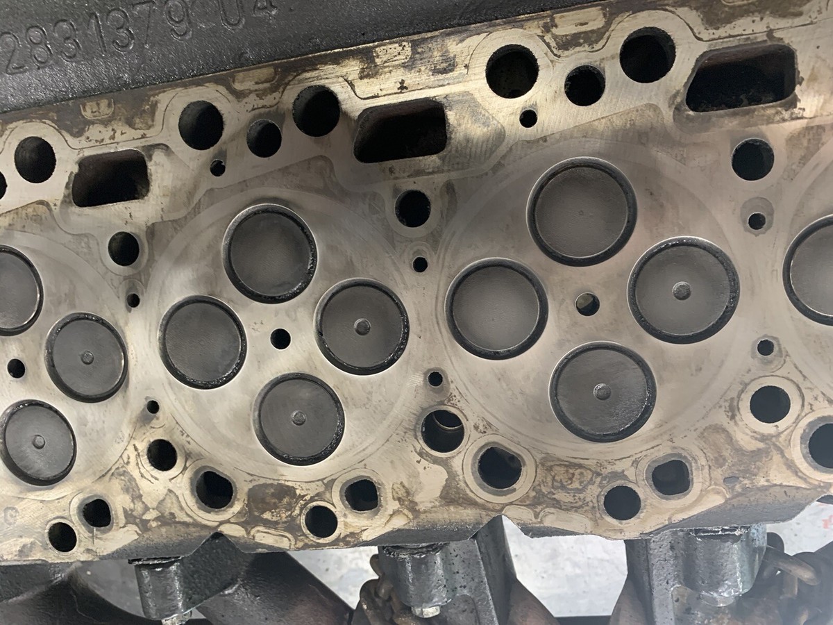 Iveco 6.7 cylinder Head Fits Case IH New Holland, tractors 2831379 