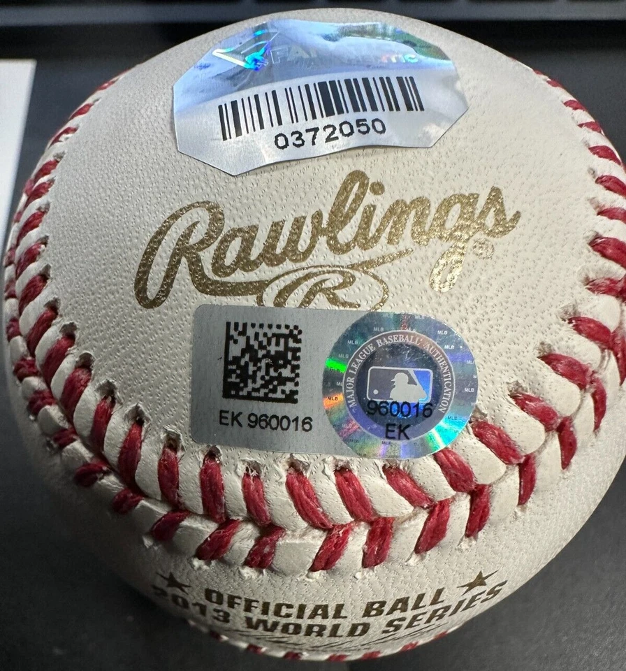 Holograma autografiado por Koji Uehara y David Ross 2013 Serie Mundial de béisbol MLB Foto 4 de 4