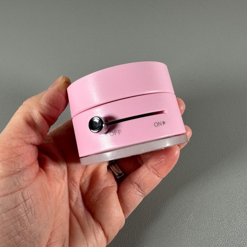 Magnetic Phone Holder with Vacuum Suction | Multi-Angle | Works with MagSafe - 第 11/19 張圖片