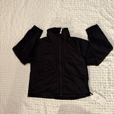 NWT Lululemon Always Effortless Jacket Size 10 Black 128 embroidered 