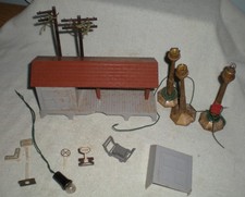 Lot Of 22 Vintage Model Train Station Accessories Platform, Signs, Poles, Lamps