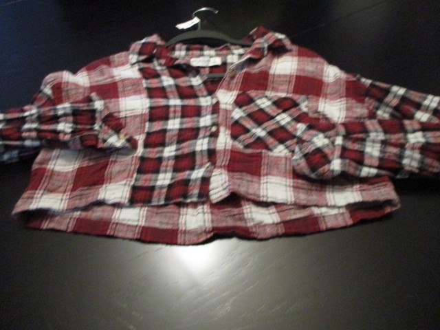 ARIZONA FLANNEL  RED PLAID WOMEN'S SHORT BUTTON UP SHIRT IN 