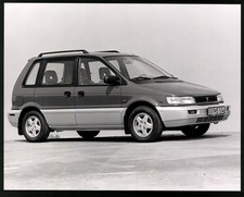 Photography Car Mitsubishi Space Runner 1800 GLXi 
