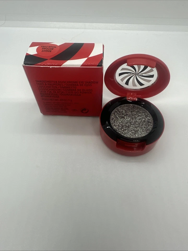 MAC Shadeshifter Duochrome EyeShadow RIGHT BEFORE YOUR EYES Rare Eye Shadow New - Image 4 of 4