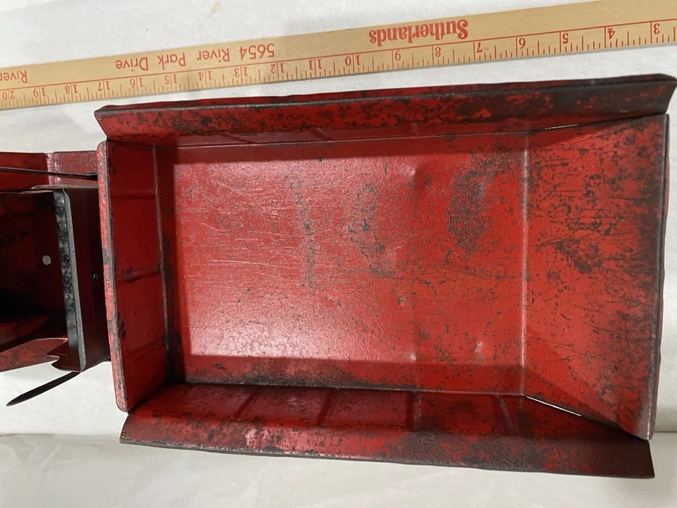 Vintage Structo 1920's Pressed Steel Dump Truck. Nice Well Used. - Image 3 of 4