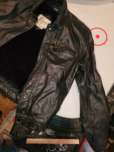 Vtg Berman's The Leather Experts Black Leather Jacket Zip Out Liner & Hood Sz 36 - Picture 3 of 23