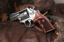 KSD Brand SW N Frame Round Butt Compatible Rosewood Grips Diamond