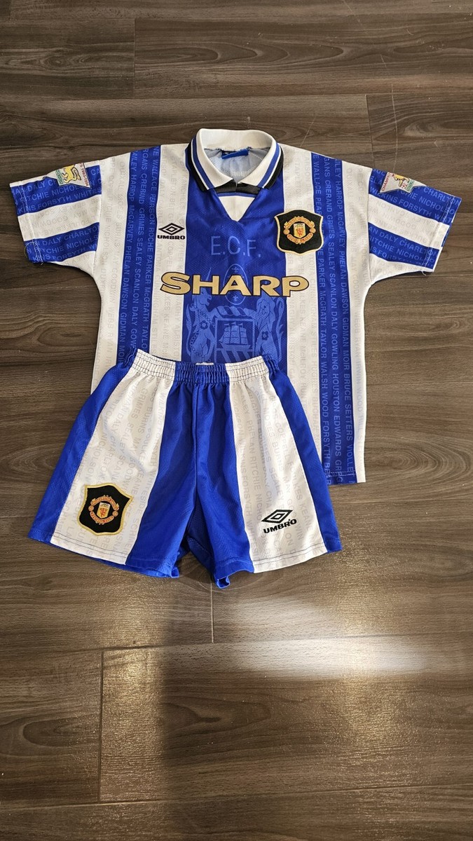 Original Manchester United Umbro Sharp 1994 3rd Football