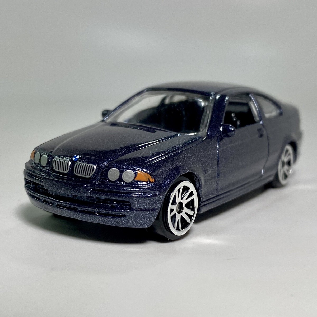 MotorMax (6003) BMW 328C 1/64 Diecast Dark Metalflake Blue Mint