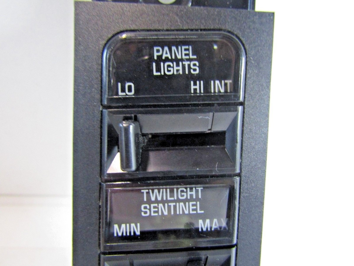 25620415 PANEL LIGHT & TWILIGHT SENTINEL SWITCH ORIGINAL ACDelco