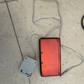 Nintendo 3DS Red Handheld System Wi-Fi with Charger, CTR-001