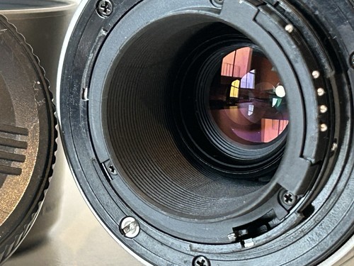 Nikon AF NIKKOR 70-300mm f/4-5.6G Lens Silver – With Hood & Caps – Great Optics - Picture 8 of 13