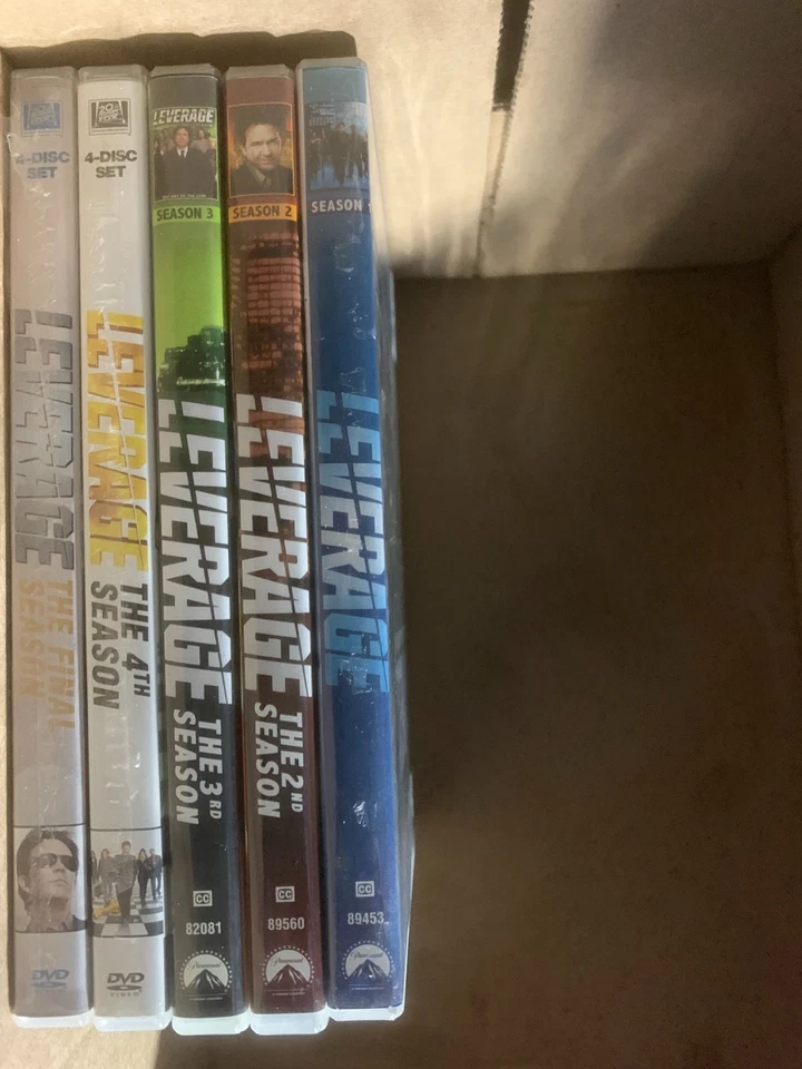 Leverage Seasons Complete Series 1-5 DVD set Seasons 1 2 3 4 5 lot Region 1 (USA Foto 2 de 2