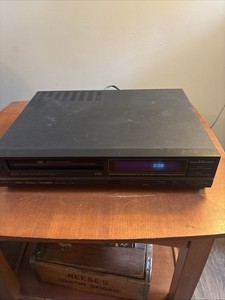 Vintage 80's Fisher FVH-4000Video Cassette Recorder Studio VCR