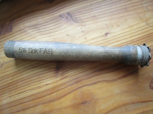 Set of Original Bottom Cap+Thread+Bead&Wood Handle M17-Stiel .h.gran. WWI WW1