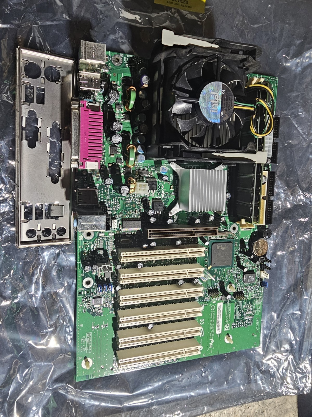 Vintage Intel D845GEBV2/D845PESV Motherboard Pentium 4 2.00GHz 512MB RAM    #y18