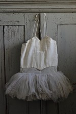 Antike Tutu Kleid Sehr H&uuml;bsch Und Klein Brocante