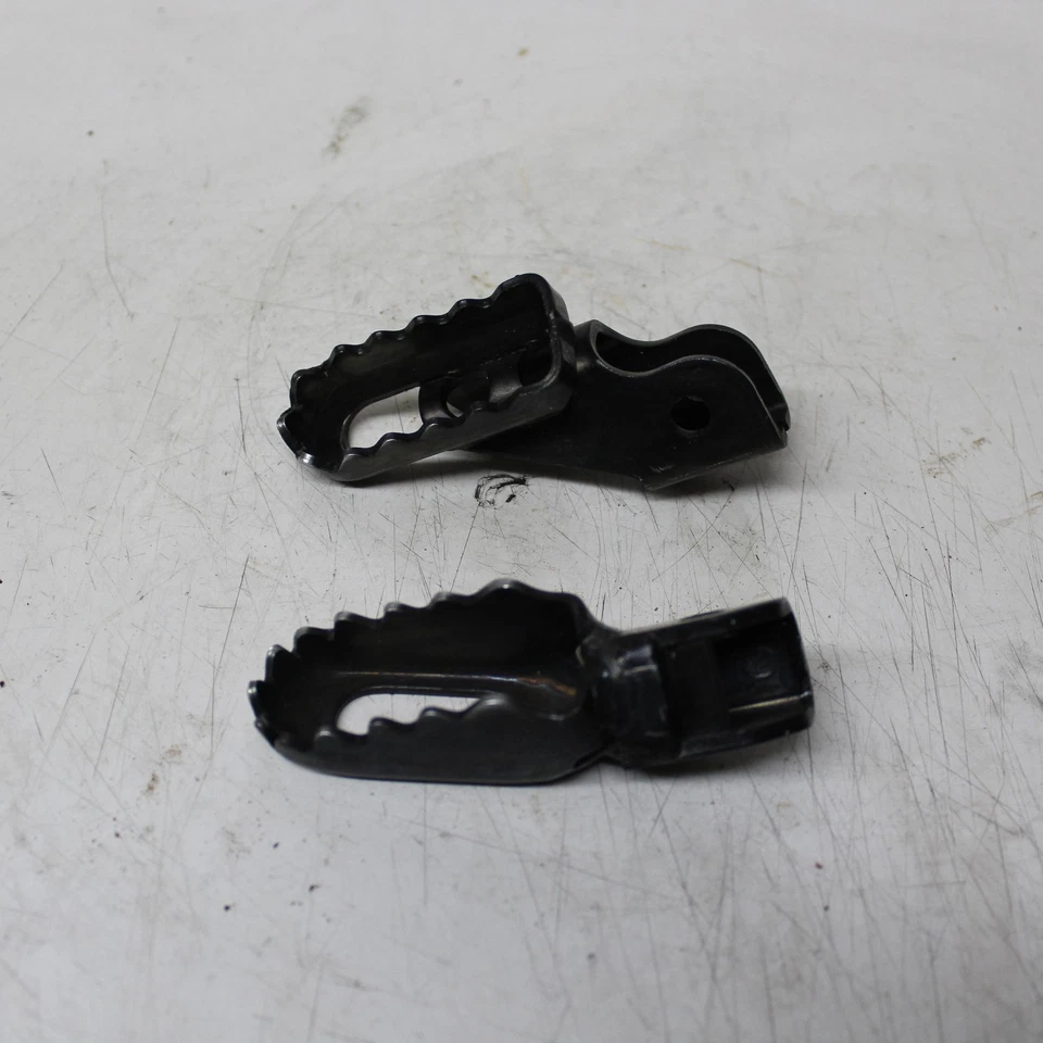 Yamaha Tw200 2006 reposapiés izquierdo derecho clavijas Foto 2 de 4