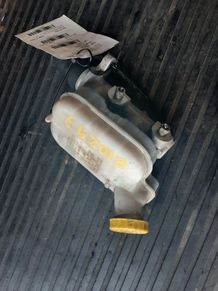 Dodge Caravan 2003 2004 2005 cilindro maestro de freno frenos de disco traseros 04721550AD Foto 3 de 4