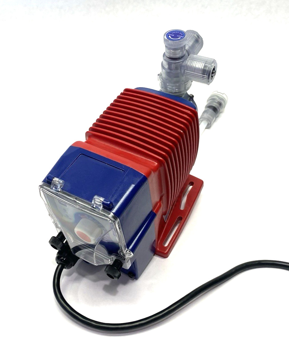 Iwaki EWN-B16VCUR Digital Metering Pump, 1GPH Capacity 105psi Max Pressure