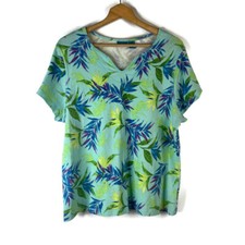 TeeCo Womens T-Shirt Top Size 2X Blue Floral Tropical V-Neck Short Sleeve