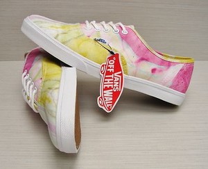 vans authentic lo pro pink